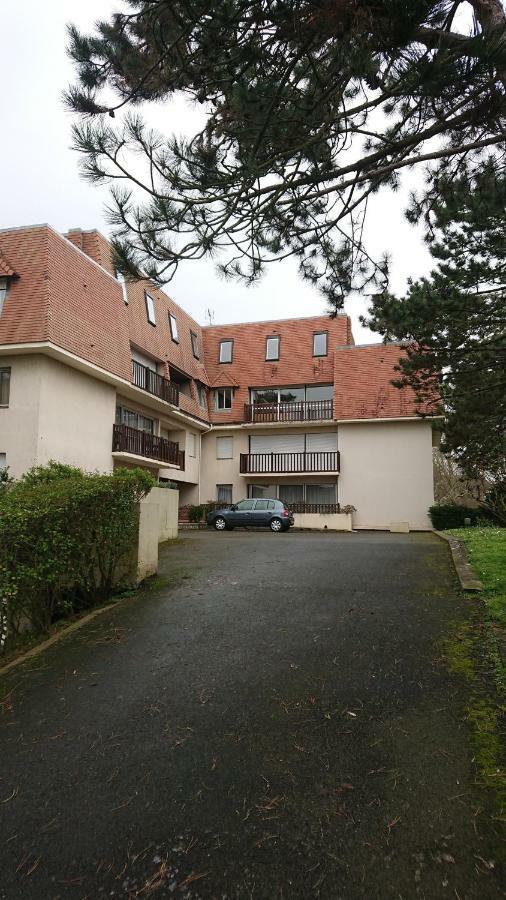 Apartamento La Sapiniere Cabourg Exterior foto
